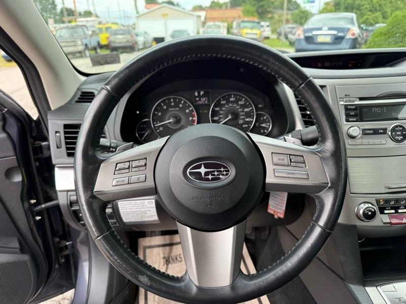 Subaru Legacy 2.5i Premium 2011