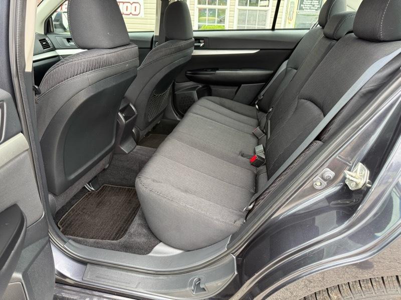 Subaru Legacy 2.5i Premium 2011