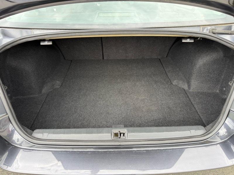 Subaru Legacy 2.5i Premium 2011