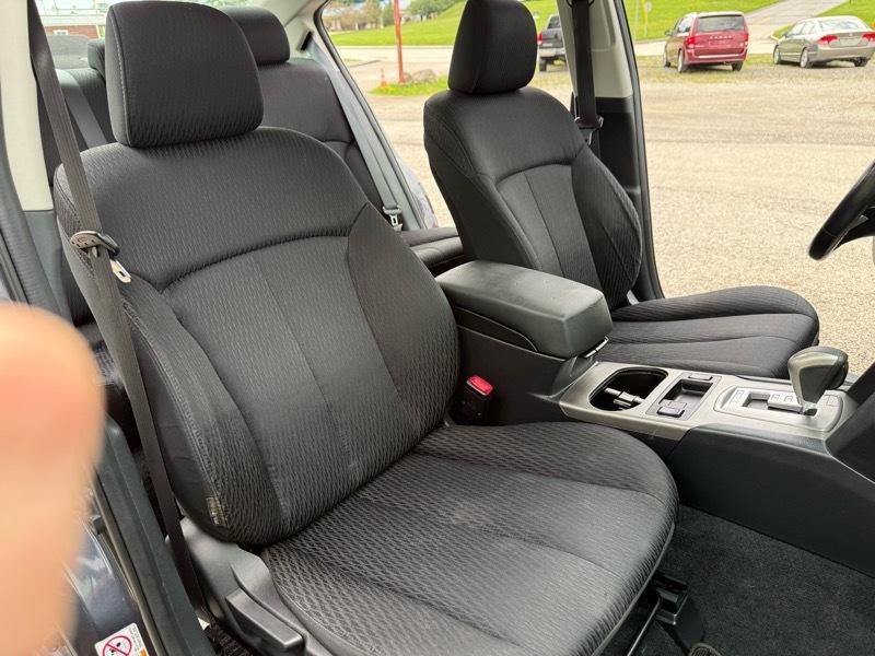 Subaru Legacy 2.5i Premium 2011