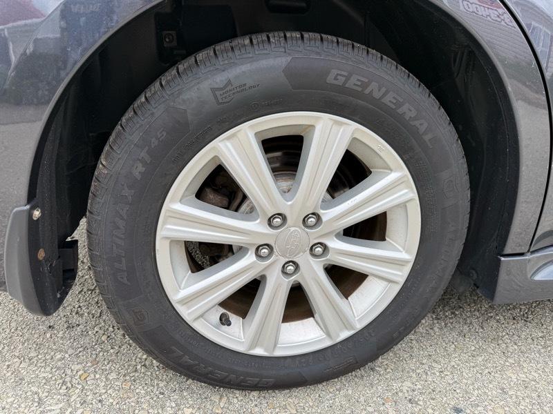 Subaru Legacy 2.5i Premium 2011