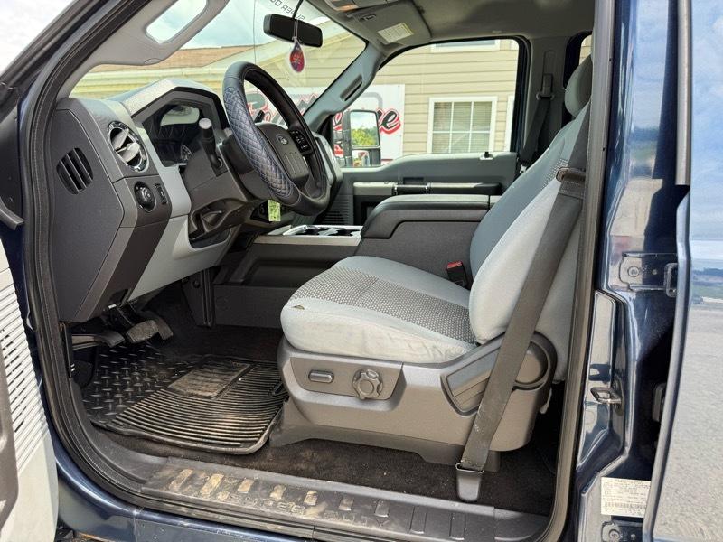 Ford F-250 SD XLT Crew Cab 4WD 2016