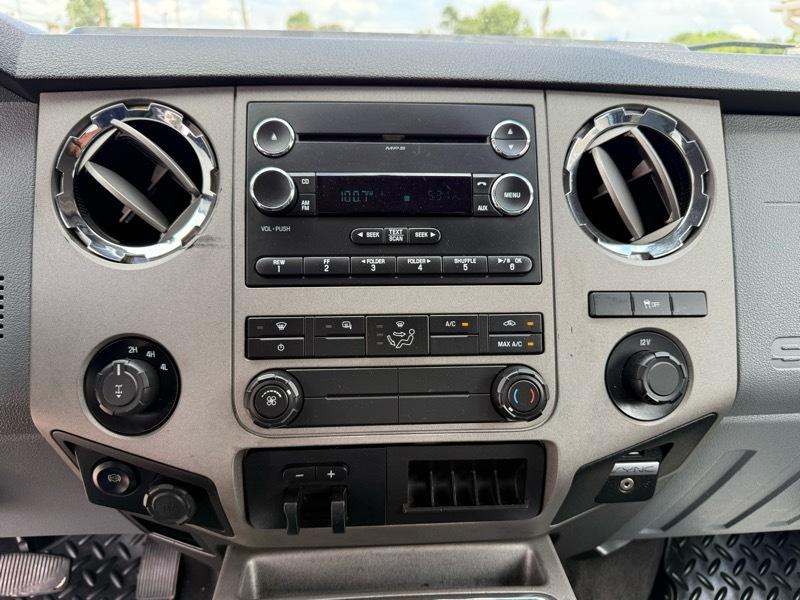 Ford F-250 SD XLT Crew Cab 4WD 2016
