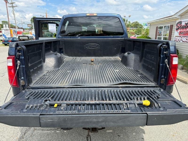 Ford F-250 SD XLT Crew Cab 4WD 2016