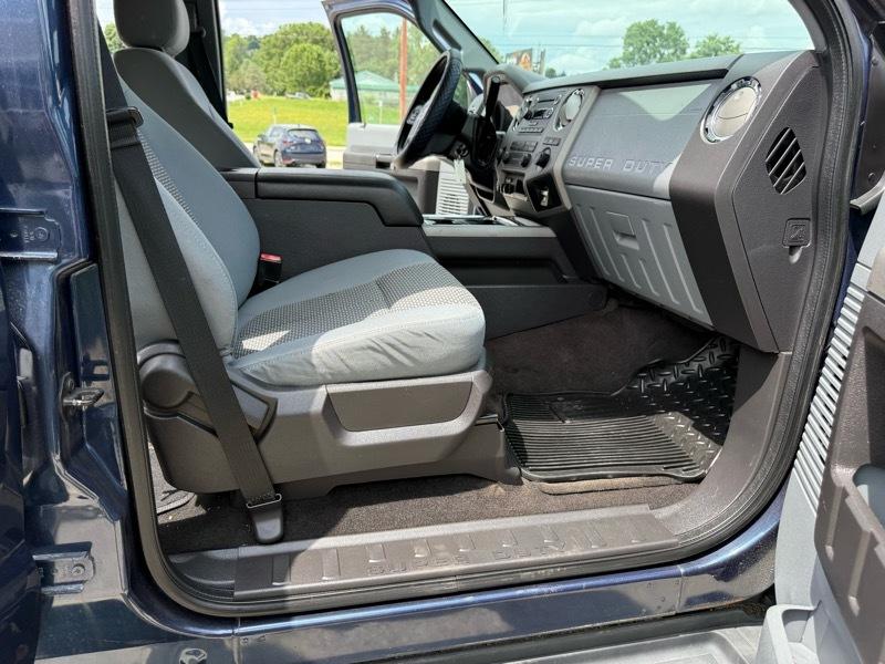 Ford F-250 SD XLT Crew Cab 4WD 2016