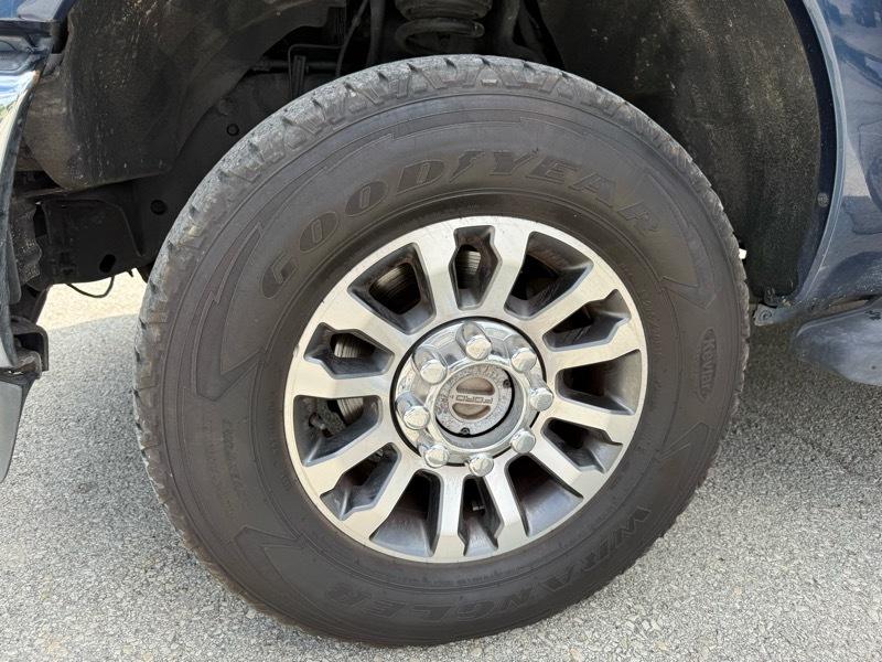 Ford F-250 SD XLT Crew Cab 4WD 2016