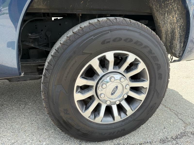Ford F-250 SD XLT Crew Cab 4WD 2016