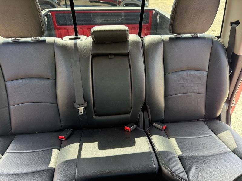 RAM 1500 Big Horn Crew Cab 4WD 2016