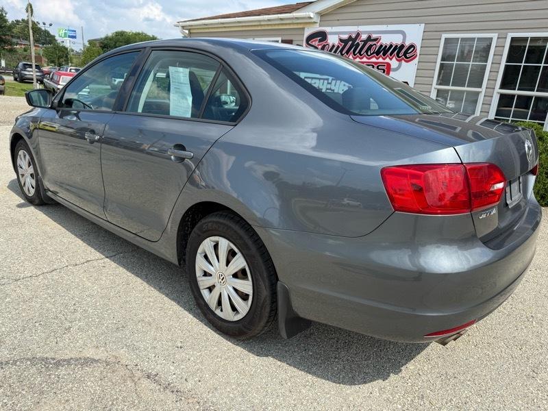 Volkswagen Jetta S 2013