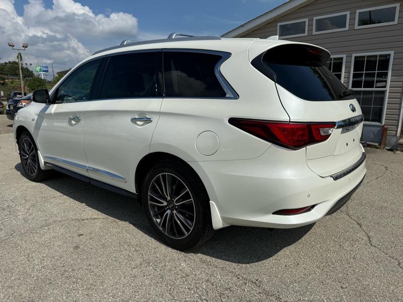 Infiniti QX60 Base AWD 2016
