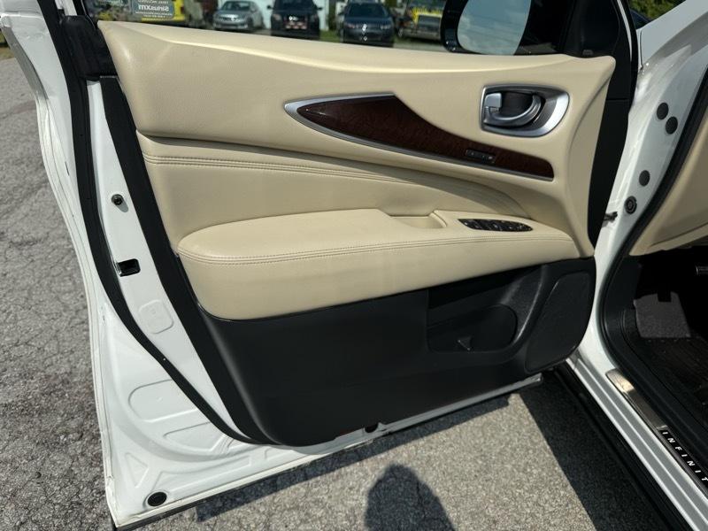 Infiniti QX60 Base AWD 2016
