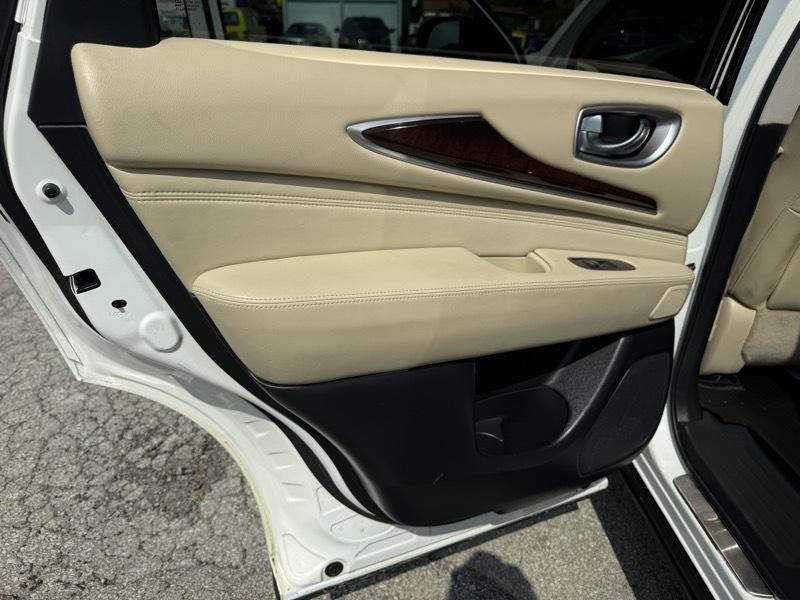 Infiniti QX60 Base AWD 2016