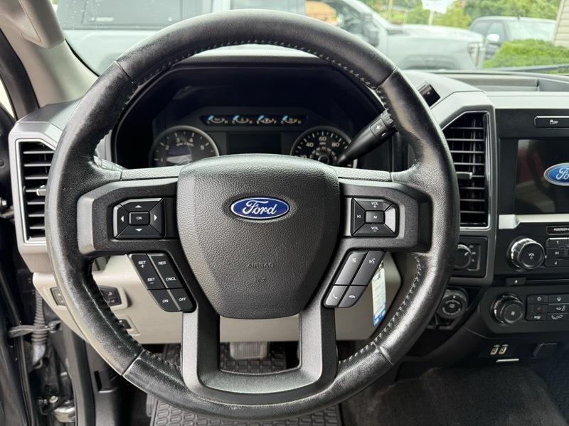 Ford F-150 4WD SuperCrew 145" XLT 2018