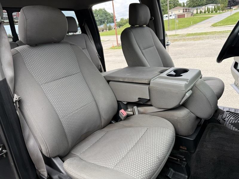 Ford F-150 4WD SuperCrew 145" XLT 2018