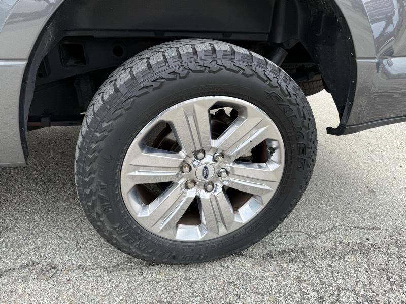 Ford F-150 4WD SuperCrew 145" XLT 2018