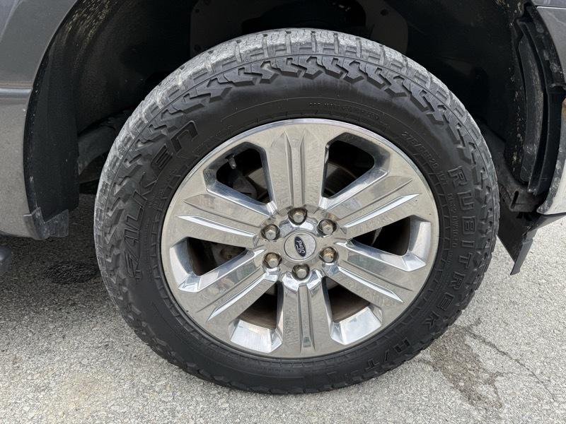 Ford F-150 4WD SuperCrew 145" XLT 2018