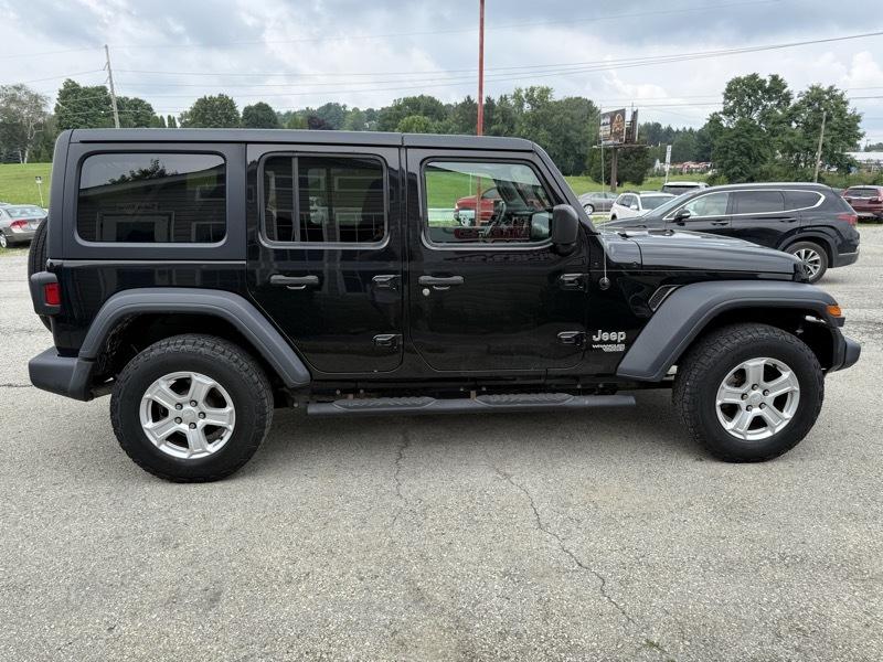 Jeep Wrangler Unlimited Sport 2018