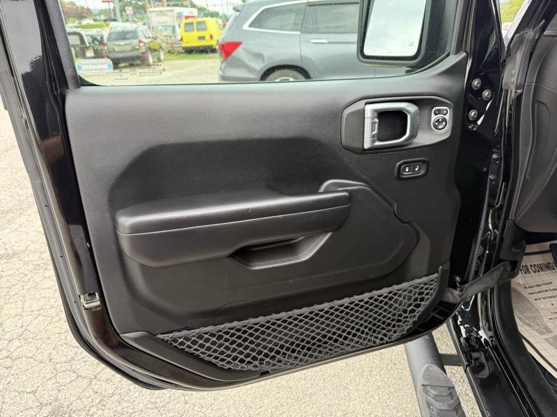 Jeep Wrangler Unlimited Sport 2018