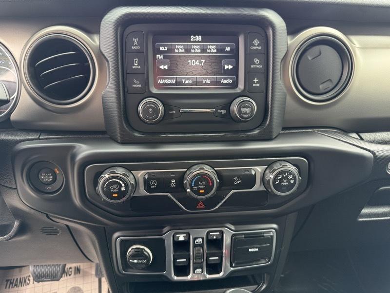 Jeep Wrangler Unlimited Sport 2018