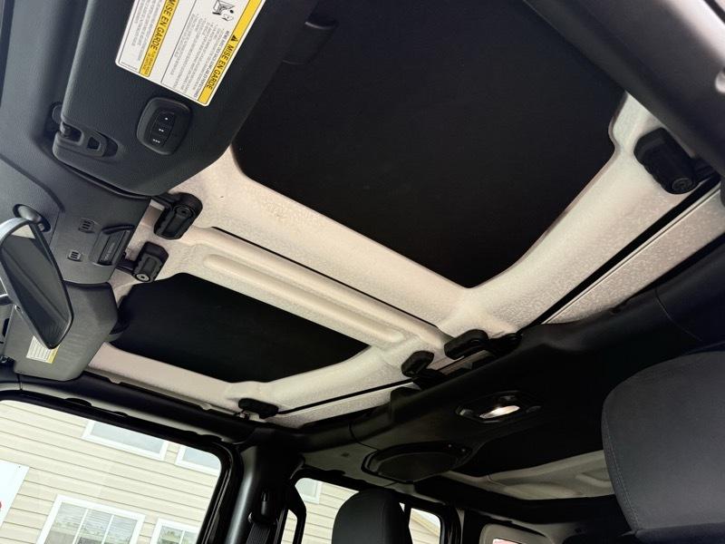 Jeep Wrangler Unlimited Sport 2018
