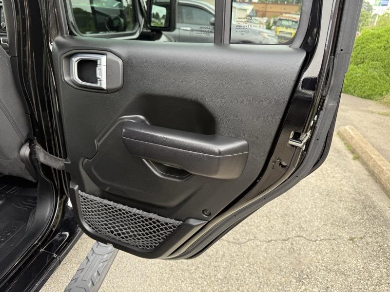 Jeep Wrangler Unlimited Sport 2018