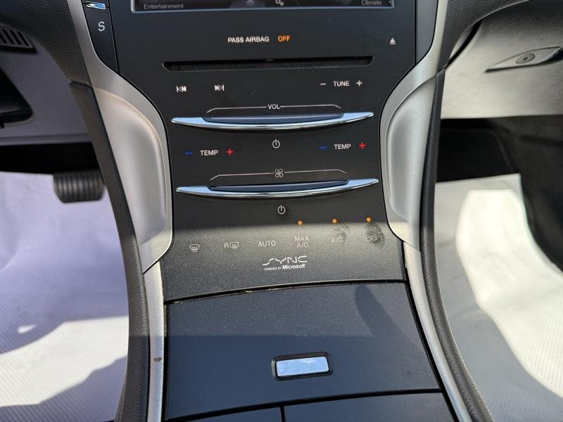 Lincoln MKZ AWD 2013