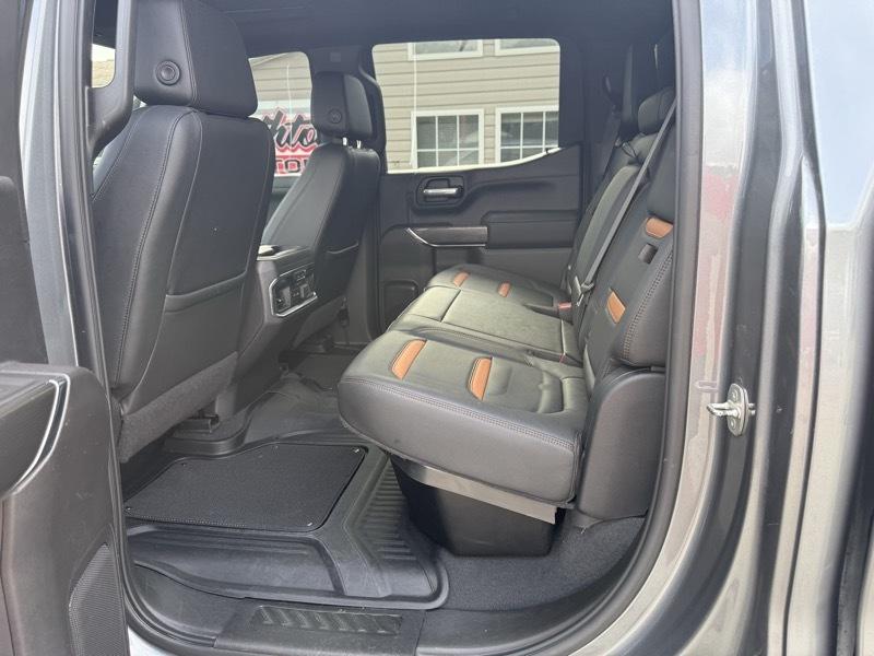 GMC Sierra 1500 AT4 Crew Cab Short Box 4WD 2021