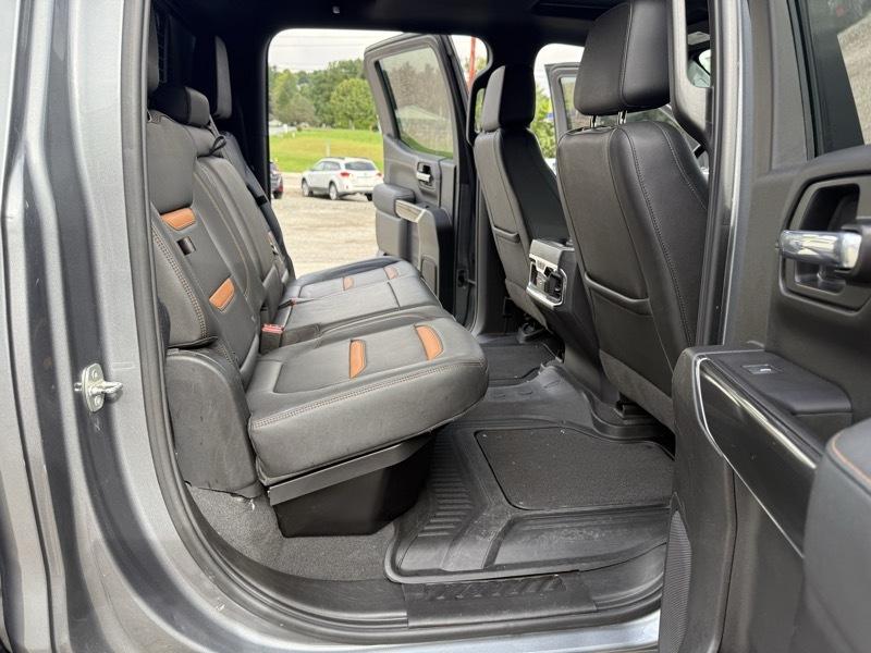 GMC Sierra 1500 AT4 Crew Cab Short Box 4WD 2021