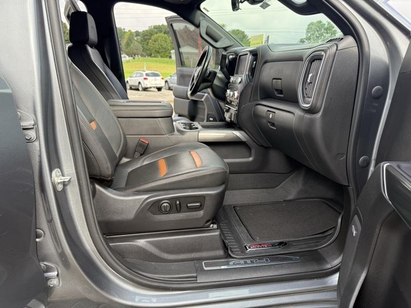 GMC Sierra 1500 AT4 Crew Cab Short Box 4WD 2021