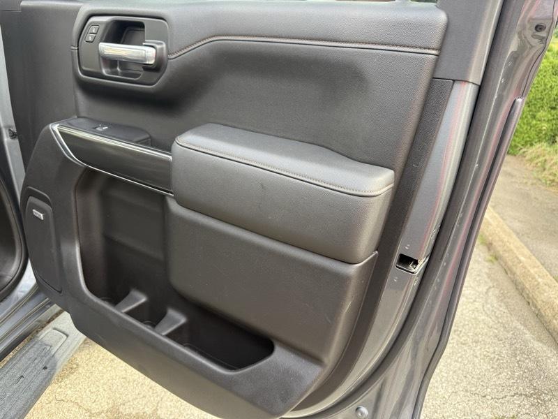 GMC Sierra 1500 AT4 Crew Cab Short Box 4WD 2021