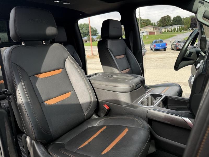 GMC Sierra 1500 AT4 Crew Cab Short Box 4WD 2021