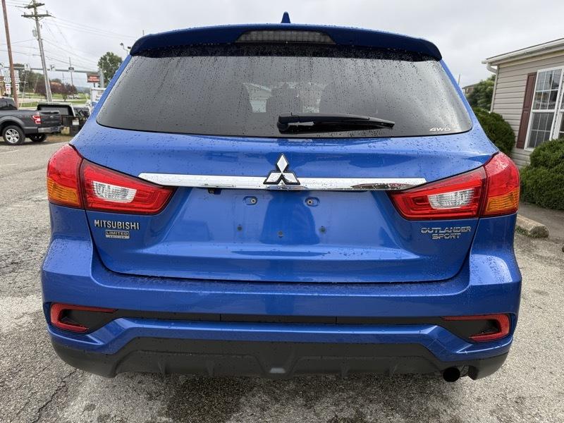 Mitsubishi Outlander Sport 2.0 ES 4WD CVT 2018