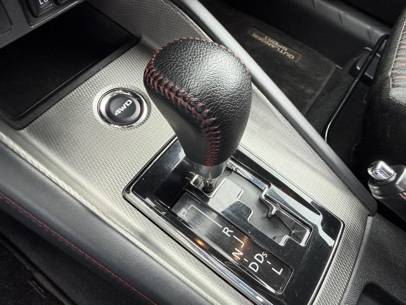 Mitsubishi Outlander Sport 2.0 ES 4WD CVT 2018