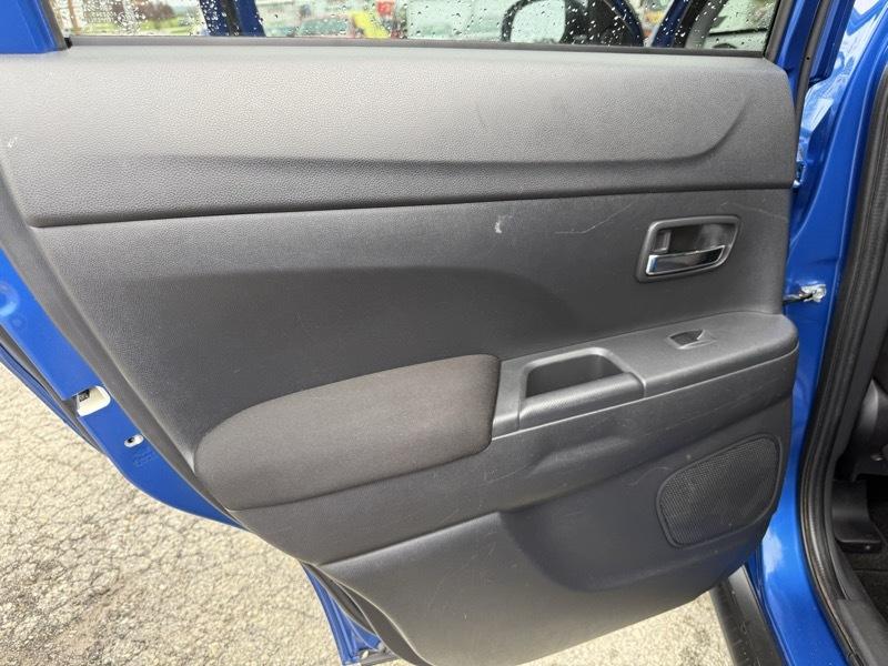 Mitsubishi Outlander Sport 2.0 ES 4WD CVT 2018