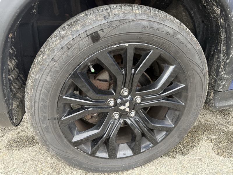 Mitsubishi Outlander Sport 2.0 ES 4WD CVT 2018