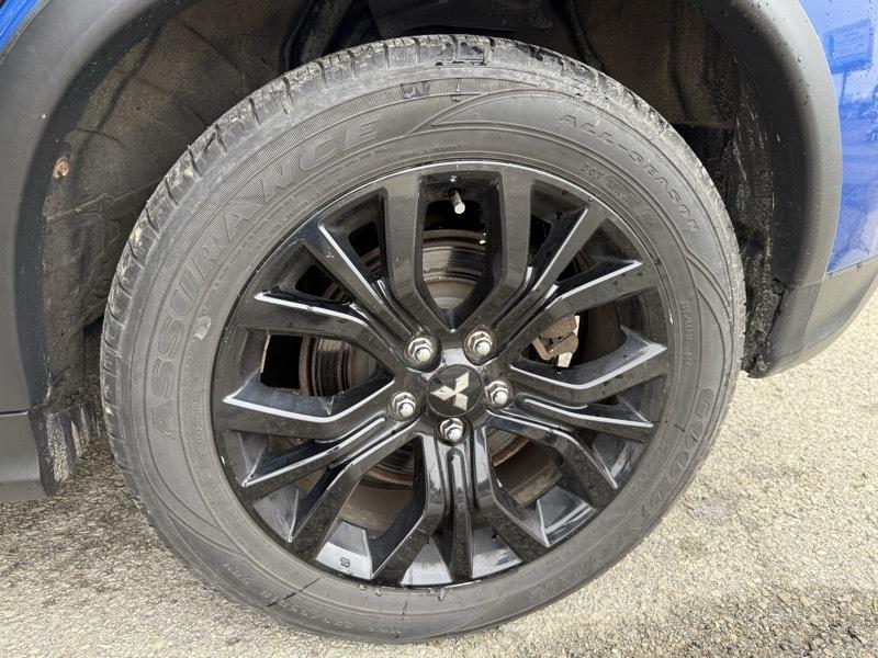 Mitsubishi Outlander Sport 2.0 ES 4WD CVT 2018