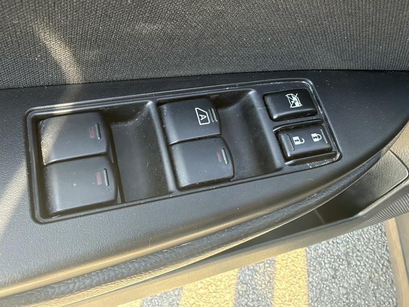 Subaru Outback 2.5i Premium 2012