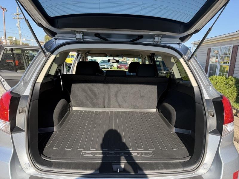 Subaru Outback 2.5i Premium 2012