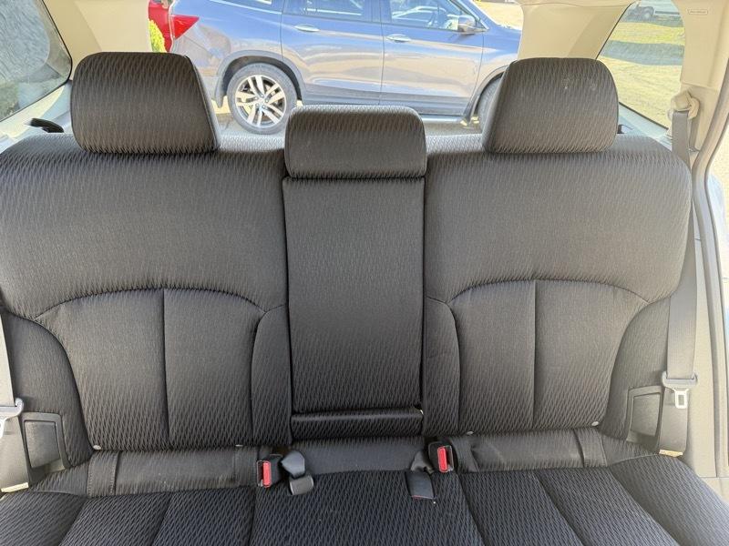 Subaru Outback 2.5i Premium 2012
