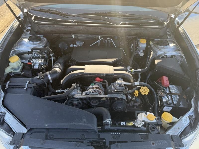 Subaru Outback 2.5i Premium 2012