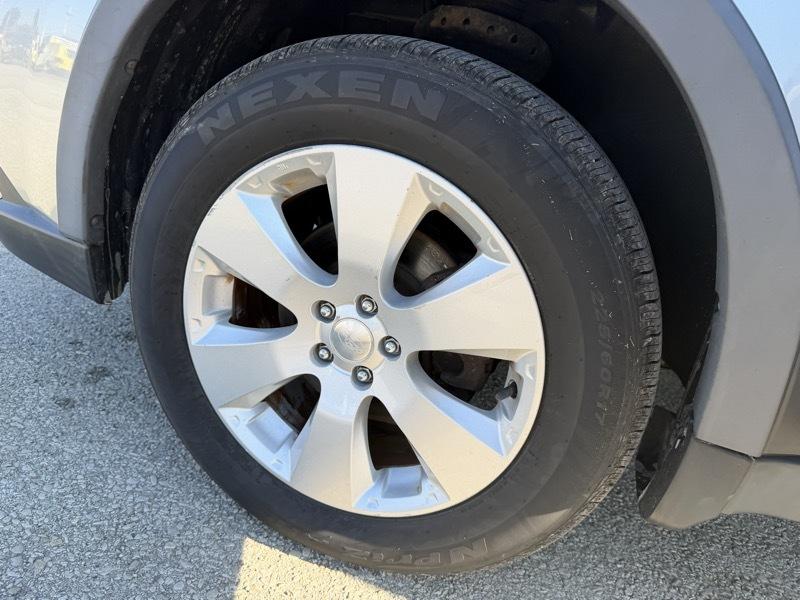 Subaru Outback 2.5i Premium 2012