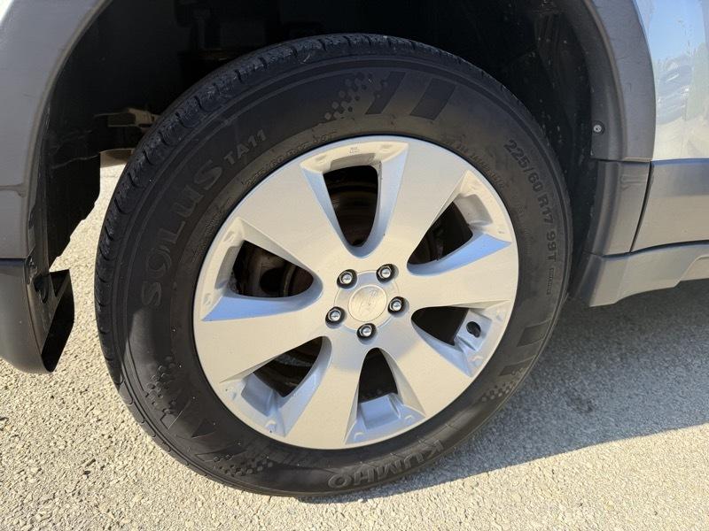Subaru Outback 2.5i Premium 2012