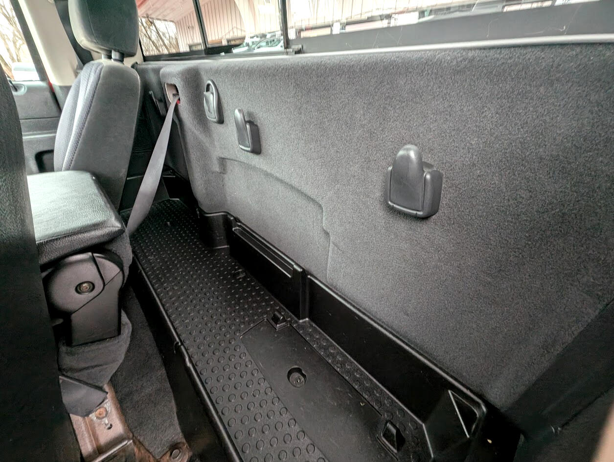 Dodge Ram 1500 ST 4WD 2004