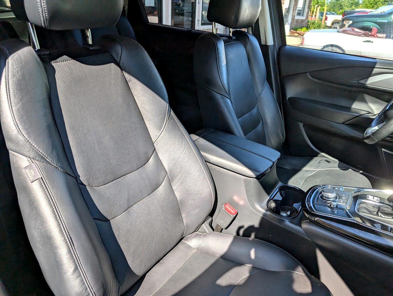 2020 Mazda CX-9 Touring photo 18