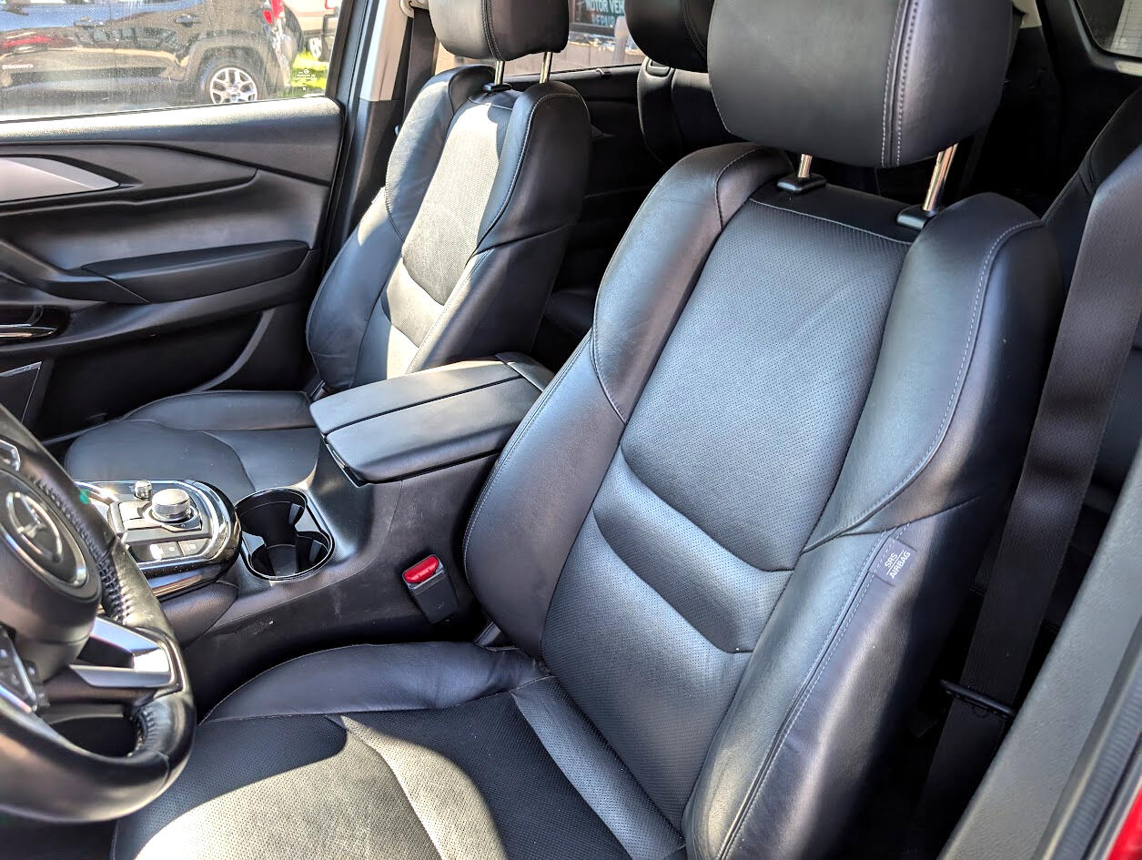 2020 Mazda CX-9 Touring photo 4