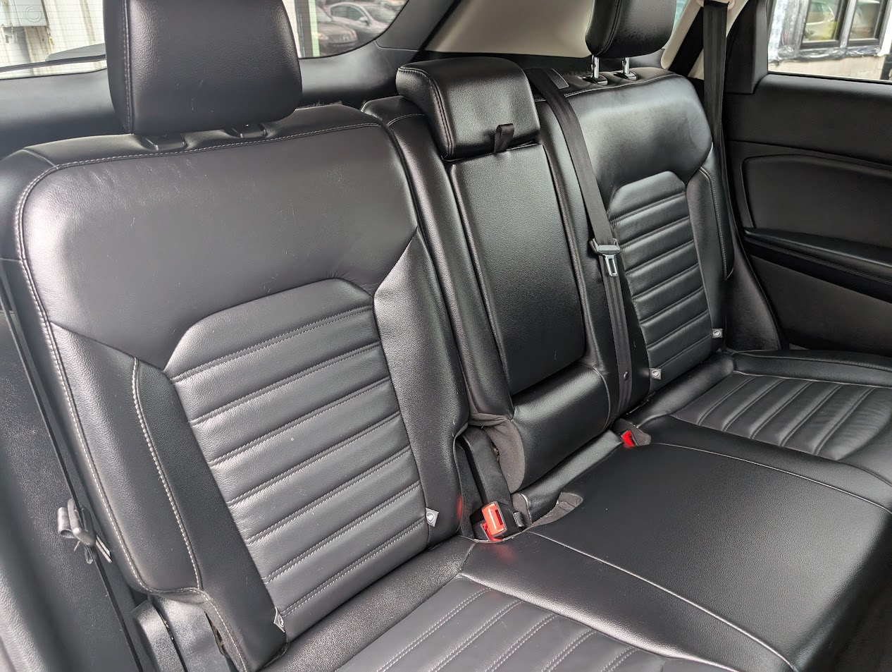 2017 Ford Edge SEL photo 19