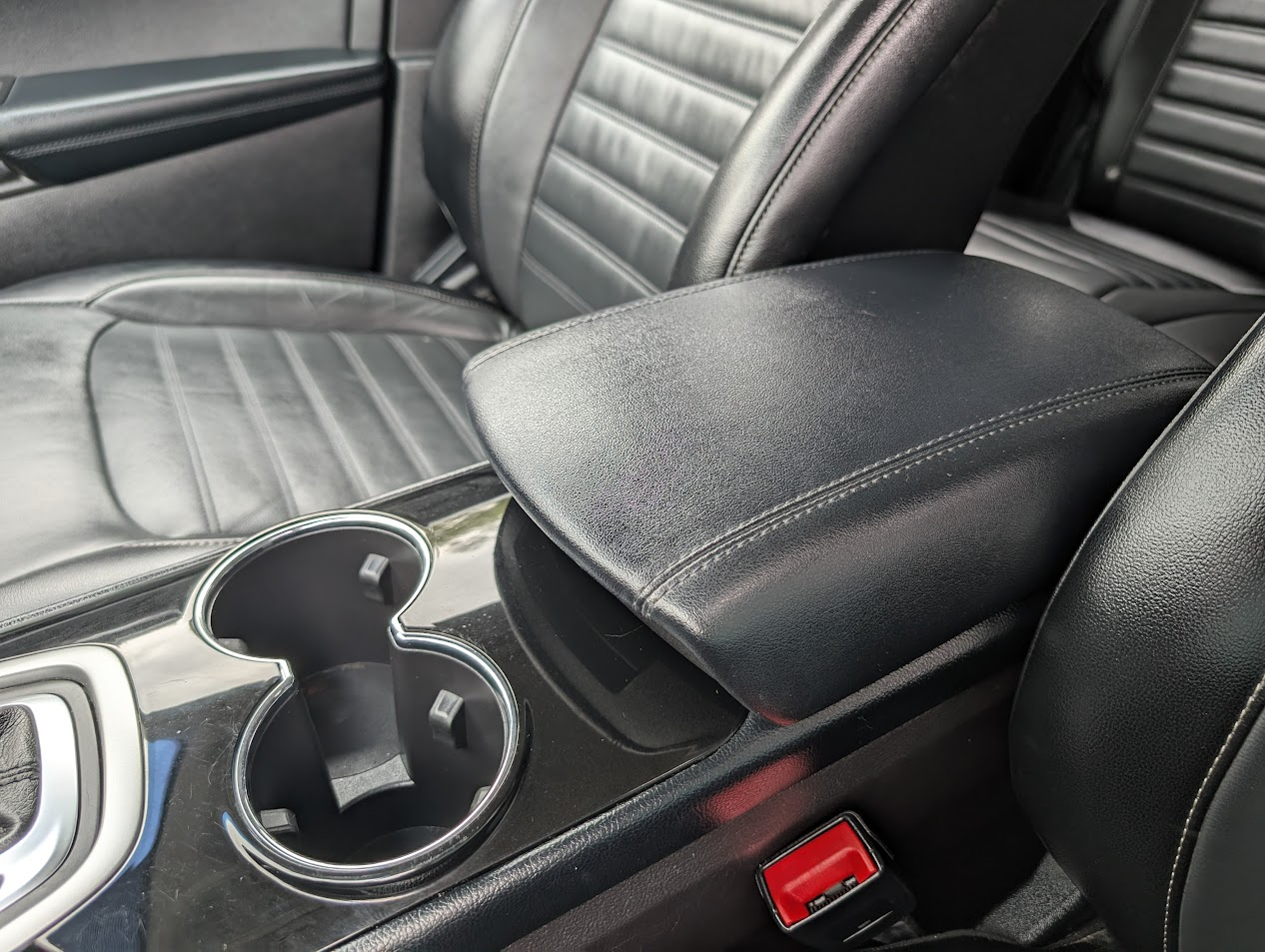 2017 Ford Edge SEL photo 32
