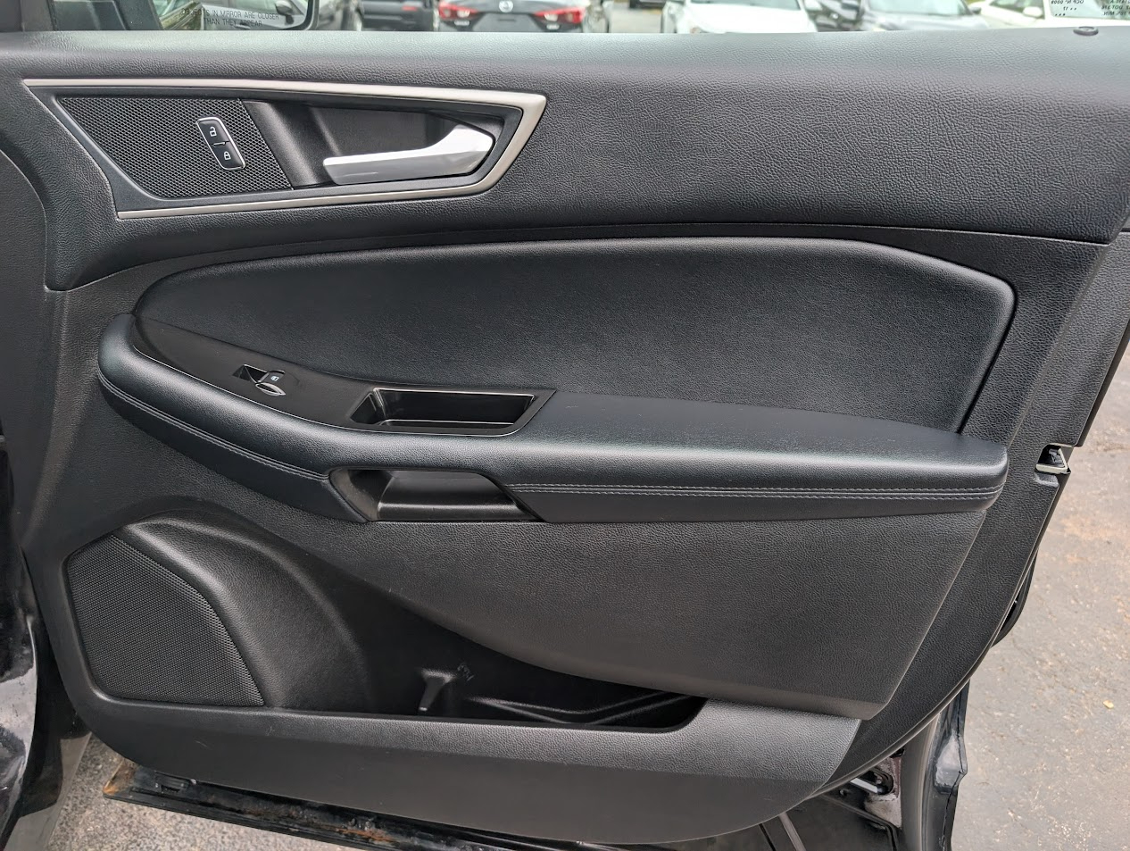 2017 Ford Edge SEL photo 50