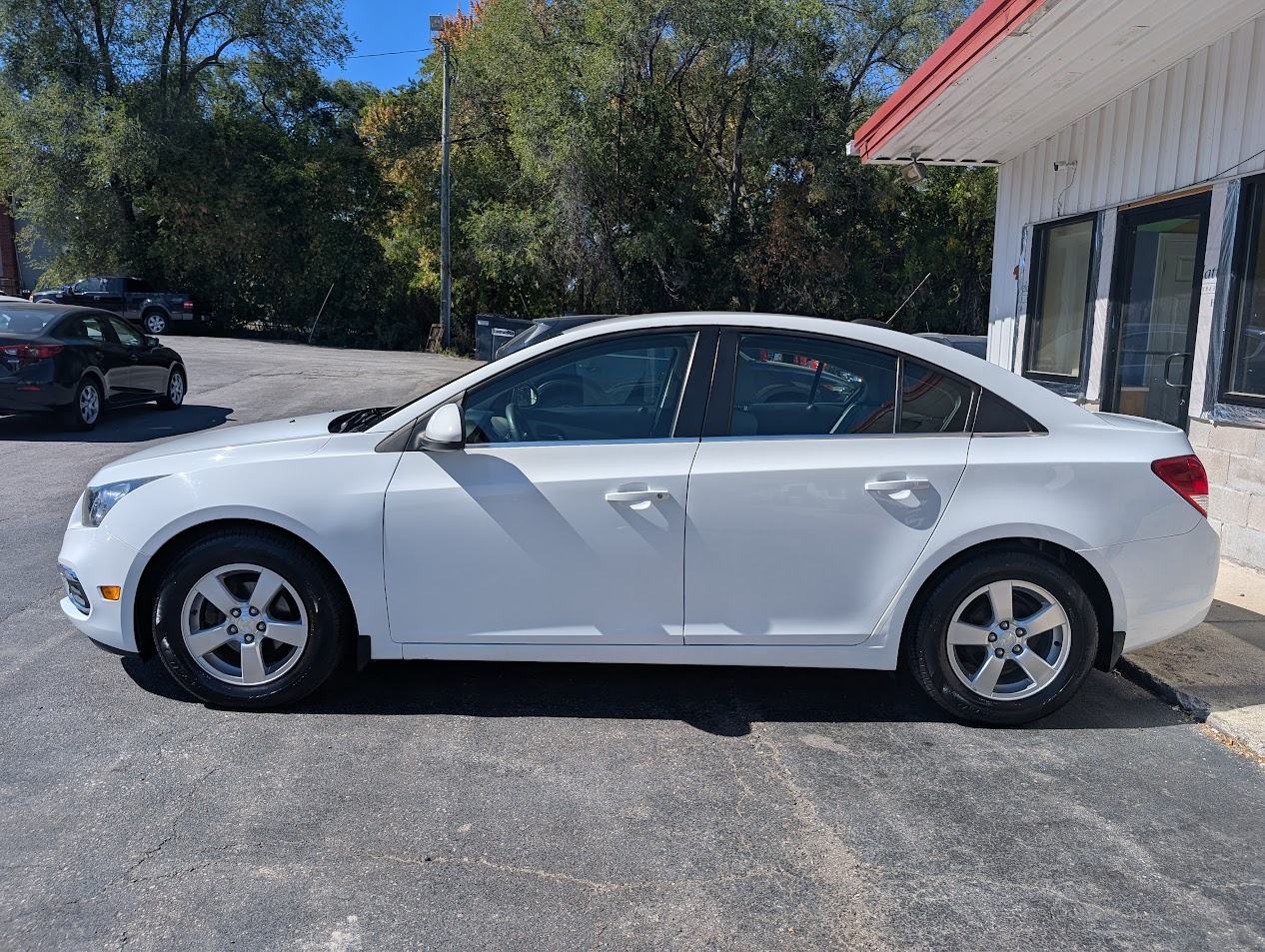 2016 Chevrolet Cruze photo 3