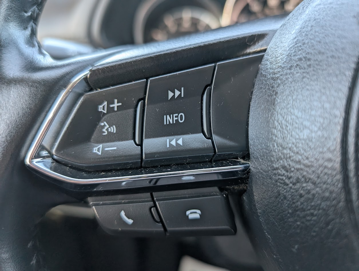 2020 Mazda CX-5 Touring photo 20